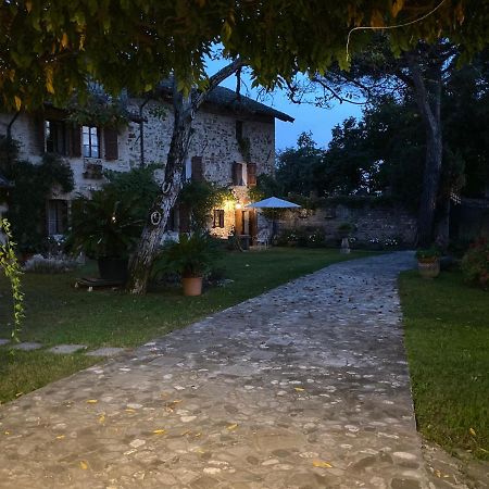 B&B La Casa Del Sole Manzano Eksteriør bilde