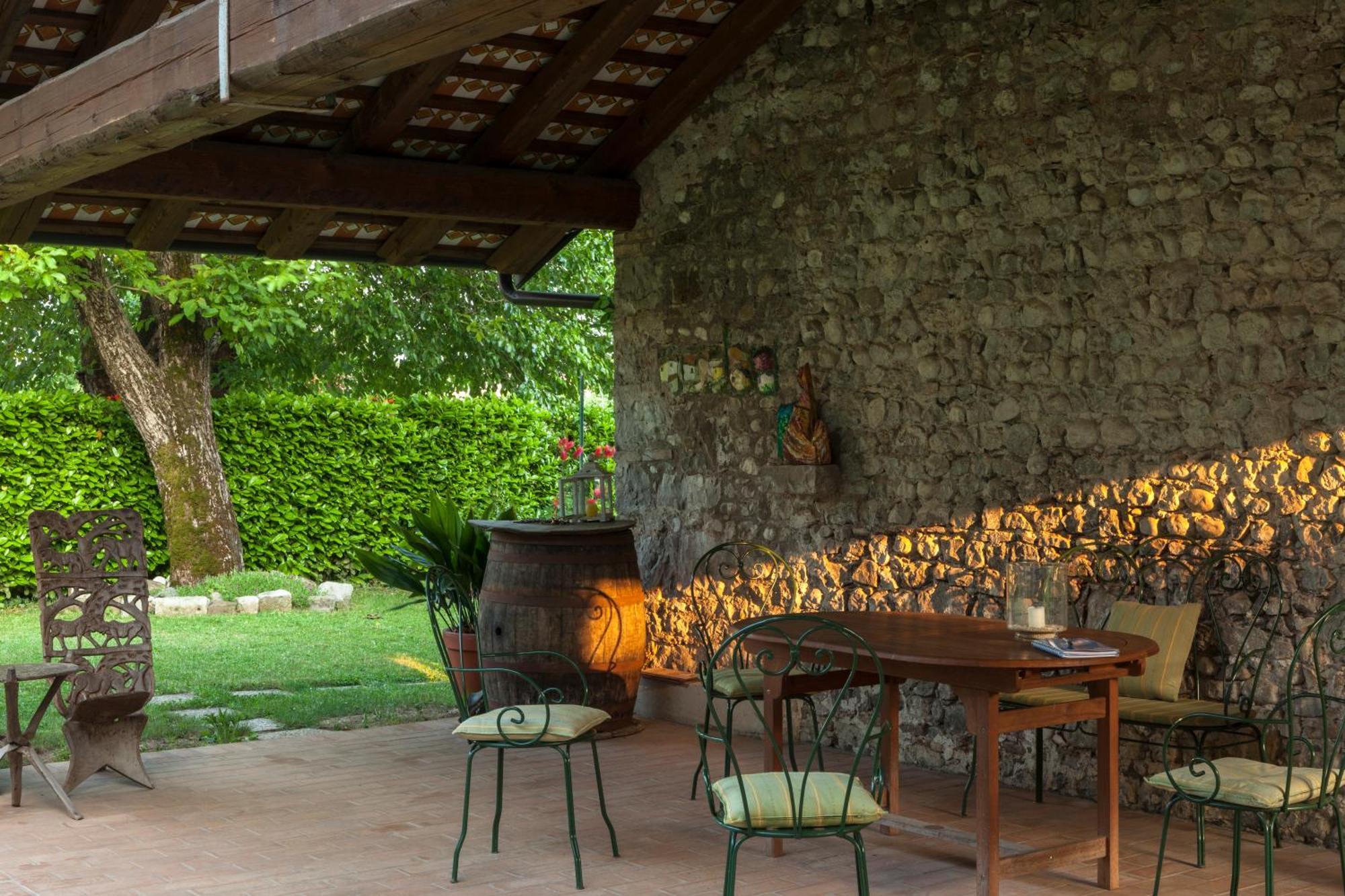 B&B La Casa Del Sole Manzano Eksteriør bilde