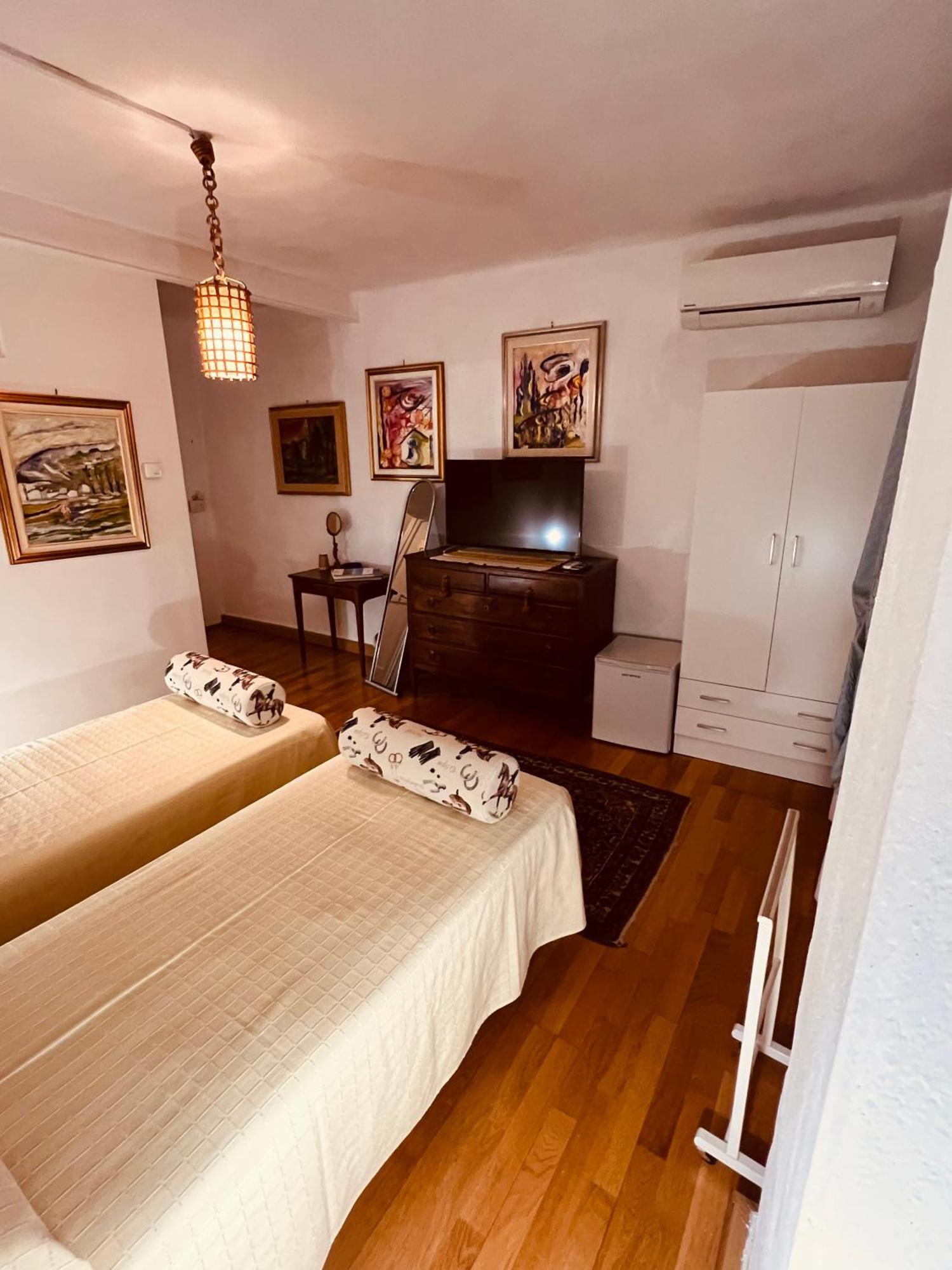B&B La Casa Del Sole Manzano Eksteriør bilde